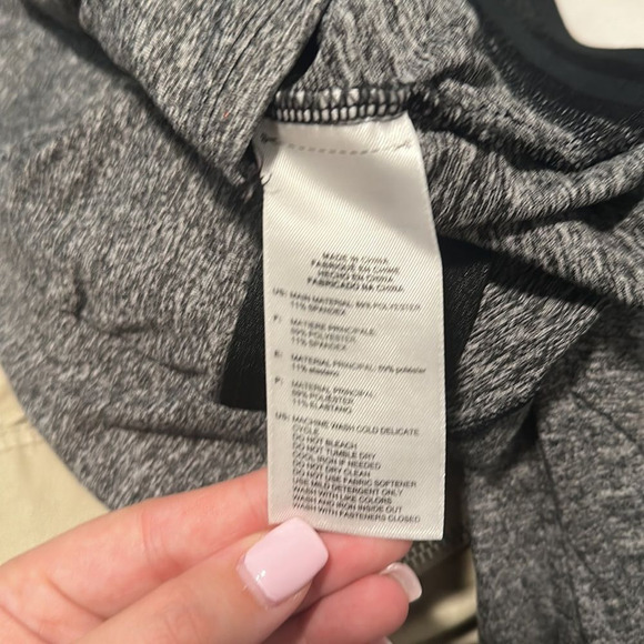 Adidas work out shirt - Picture 5 of 5